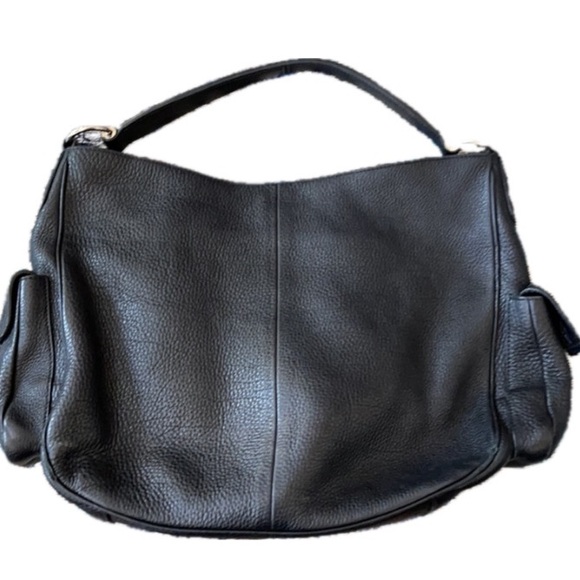 COPY - Authentic Prada Vintage Leather Shoulder Bag - Picture 3 of 13